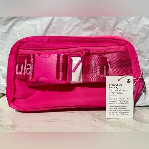 lululemon athletica Hot Pink Everywhere Belt Bag - Picture 2 of 11